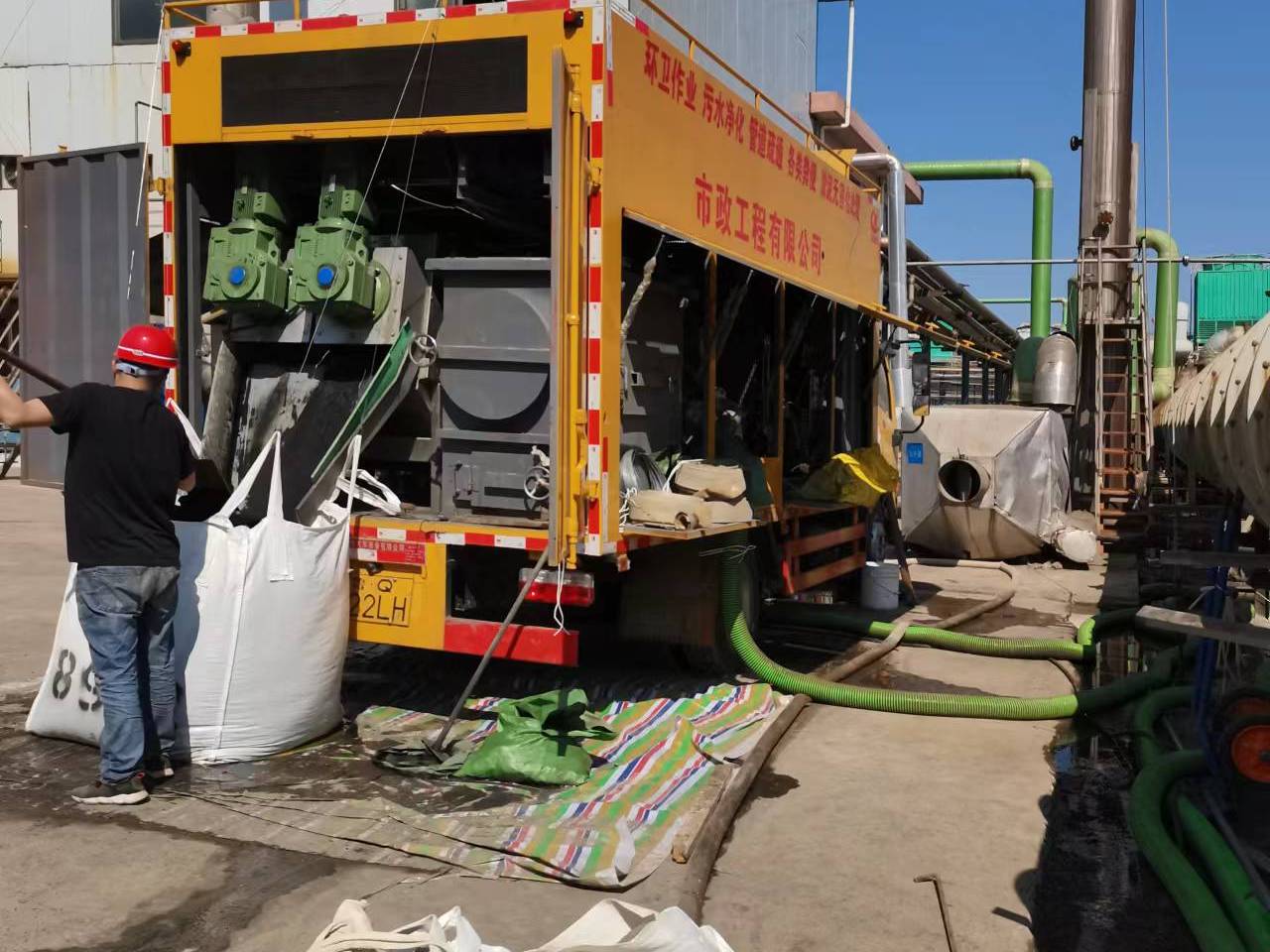 灵台淤泥压干处理