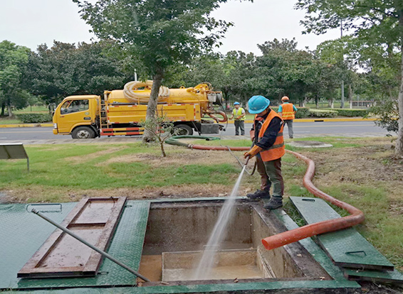灵台化油池清理